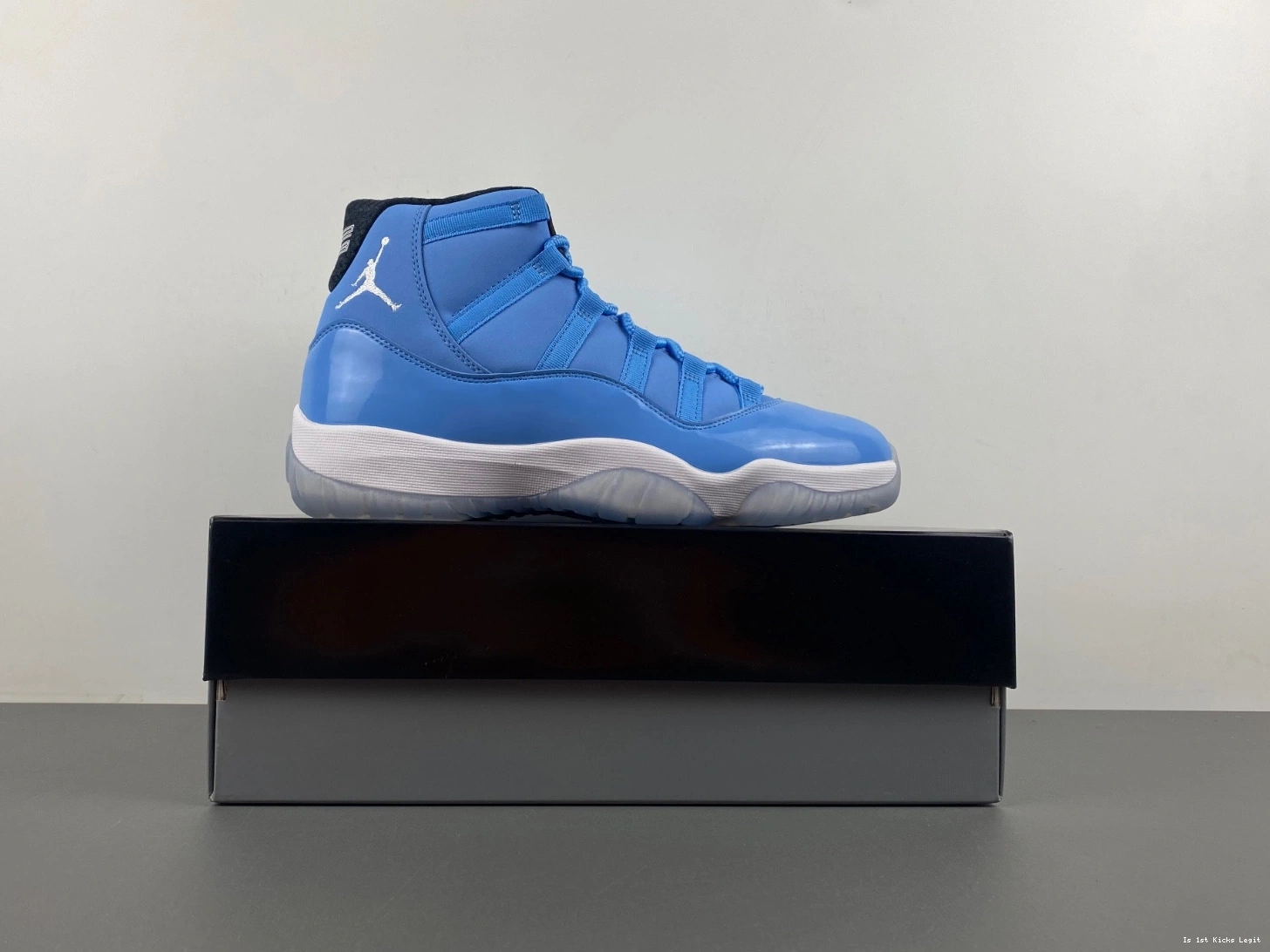 29) Flight Ultimate Gift of 717602-900 Jordan - (11 0928